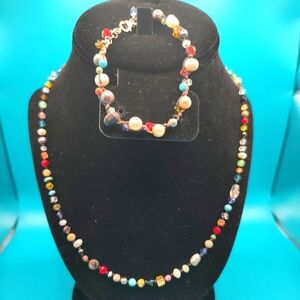 Boutique Beaded Necklace and Bracelet Bundle!